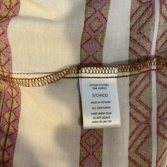 NEW Easel Tunic Blouse - Picture 11 of 14